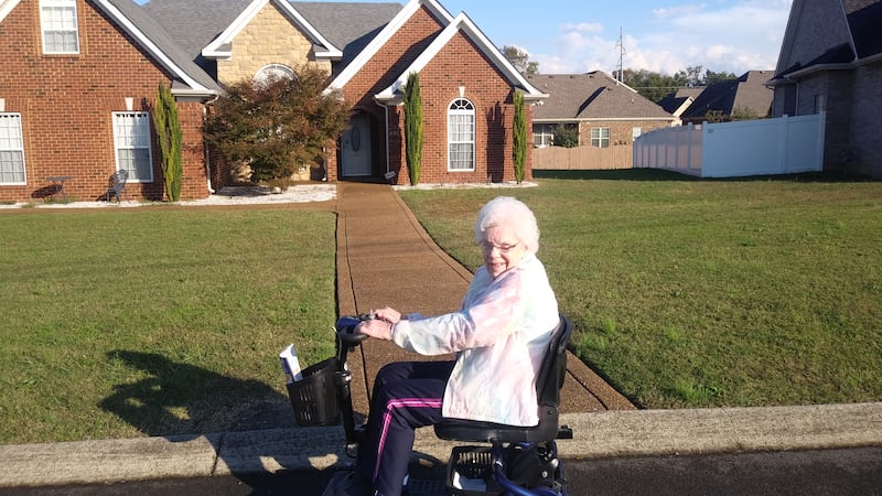 Smyrna woman celebrates her 100th birthday