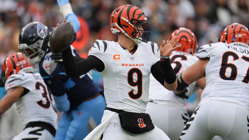 Cincinnati Bengals quarterback Joe Burrow (9) looks to pass during the first half of an NFL...