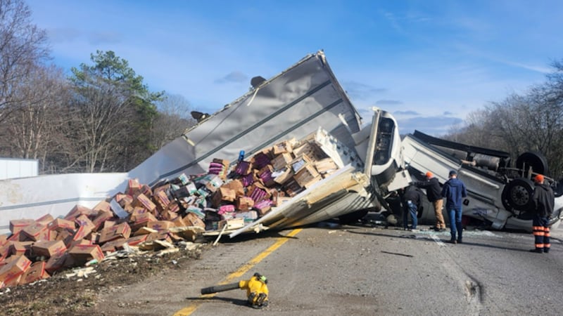 Truck carrying 40,000 pounds of produce overturns on I-40