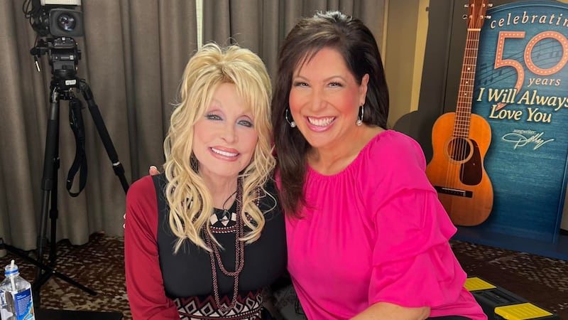 Dolly Parton and Holly Thompson