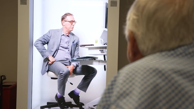 Holographic doctor visits enhance cancer care in rural communities