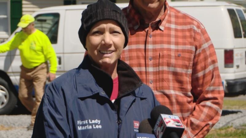 Maria Lee helps rebuild homes in Waverly after doctors told her, she's cancer-free.